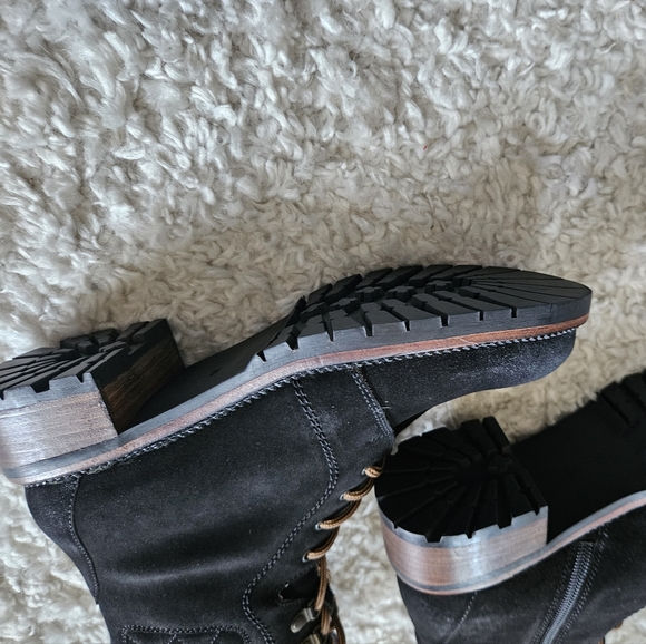 Seychelles Encounter Suede Boots - Picture 2 of 6